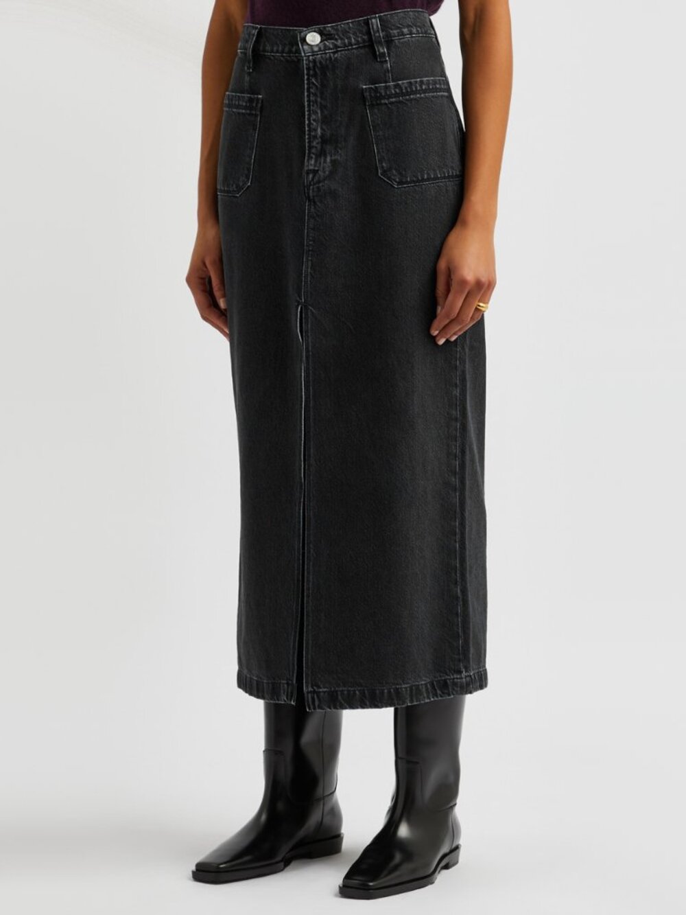 Frame Le Bardot Denim Midi Skirt in Black, size 26
